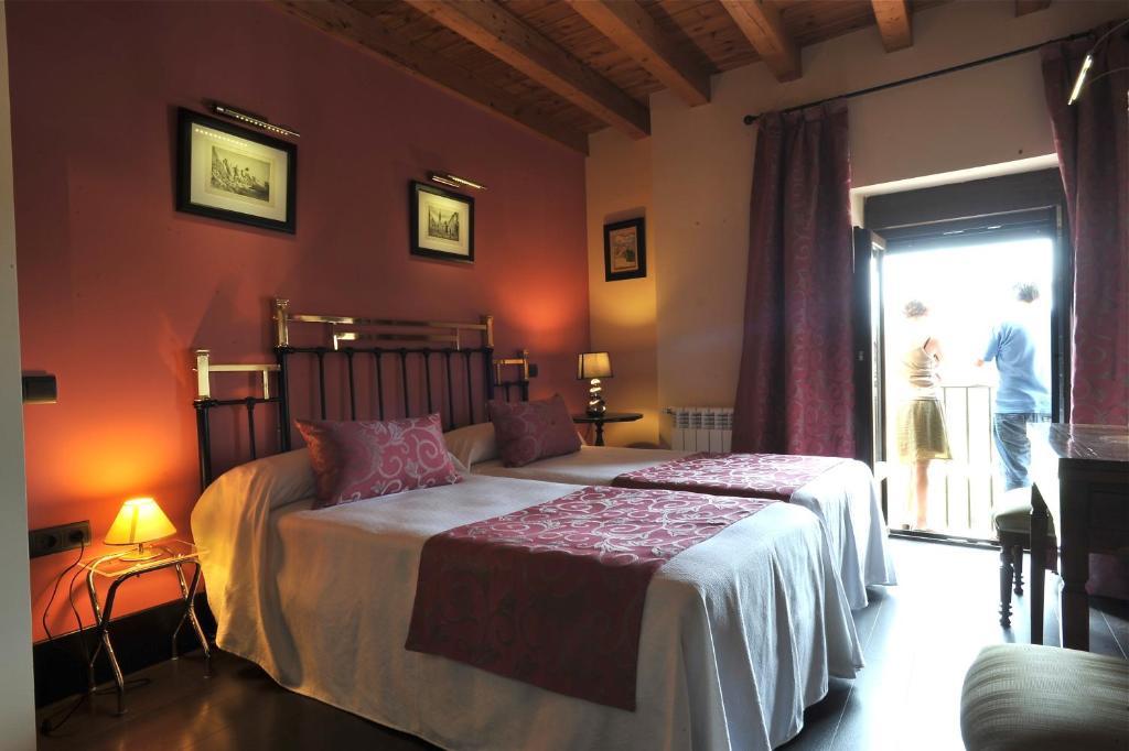 Hotel-Hospederia Los Templarios เซปุลเวดา ห้อง รูปภาพ